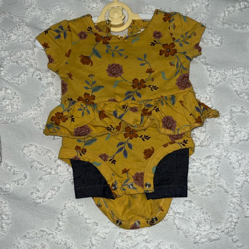 Cute flower set with pants